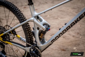 Probamos la Mondraker Raze Carbon RR: pura tentación