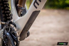 Probamos la Mondraker Raze Carbon RR: pura tentación