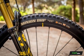 Probamos la Mondraker Raze Carbon RR: pura tentación