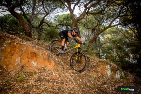 Probamos la Mondraker Raze Carbon RR: pura tentación