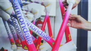 Así son las Cannondale diseñadas por Palace Skateboards y Rapha para el Tour de Francia 2022