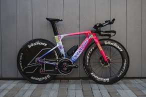 Así son las Cannondale diseñadas por Palace Skateboards y Rapha para el Tour de Francia 2022