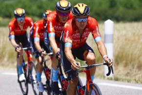 Novas buscas no hotel Bahrain Victorius antes do início do Tour de France 2022