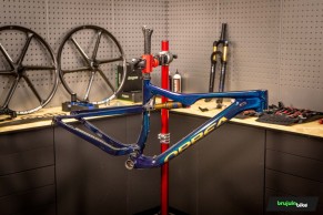 Buying a bike in parts or complete, what is better?