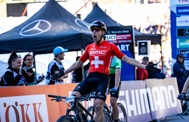 Filippo Colombo gana en un épico sprint la Copa del Mundo XCC de Lenzerheide