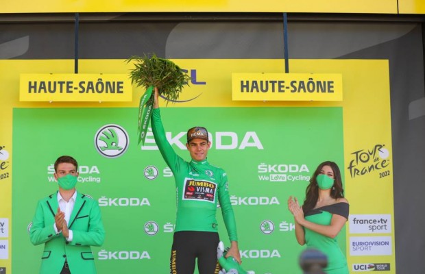 Wout van Aert impone su punta de velocidad en Lausana