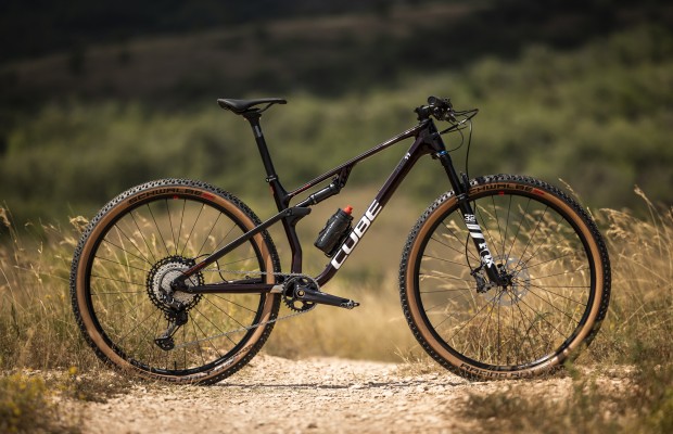 Novas rodas Fulcrum RED ZONE 5 e RED METAL 5: alto desempenho sem descuidar da relação qualidade / preço