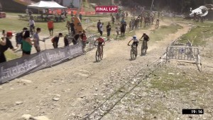 Alessandra Keller wins the Vallnord Short Track in an epic finish