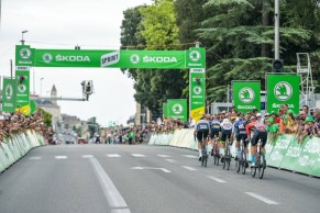 Laporte deixa os sprinters chupando o dedo