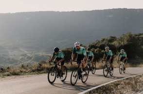 HIRU busca ciclistas que quieran probar y desarrollar sus nuevas equipaciones