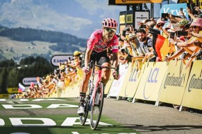 Se aprieta la lucha por evitar el descenso a segunda para los equipos World Tour