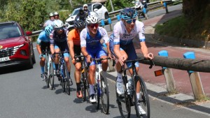 Se aprieta la lucha por evitar el descenso a segunda para los equipos World Tour