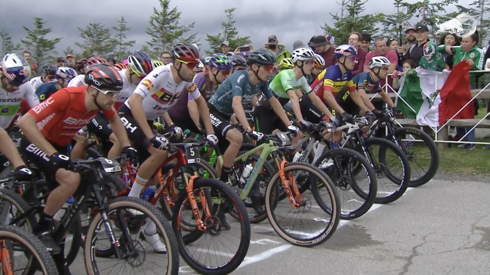 Victory for Blevins and a hard crash for Schurter at the Snowshoe XCC World Cup 2022