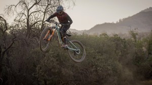 Conheça a história de Flo Espiñeira, líder do e-Enduro World Series, no ultimo de Take a Lap