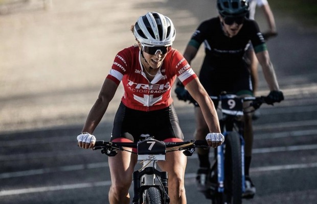 Jolanda Neff volta ao topo no Short Track de Mont-Sainte-Anne