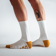 Sockeloen, los calcetines de 1000€ que están de moda entre los ciclistas profesionales