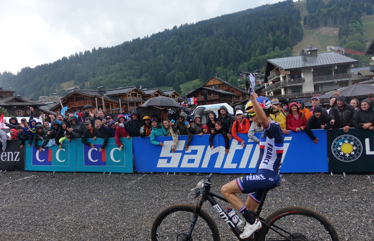 Pauline Ferrand Prevot wins the 2022 World Championship XCC Short Track