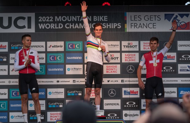 Samuel Gaze gana el Campeonato del Mundo de Short Track 2022