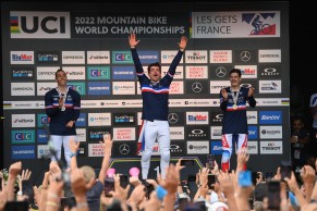 Höll y Bruni ganan el Mundial de DH 2022 ante un público completamente extasiado