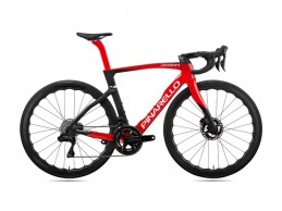 Nuevos colores para la Pinarello Dogma F 2023