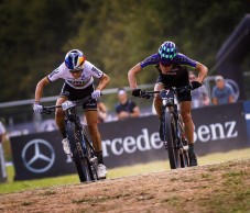 Pauline Ferrand-Prevot gana al sprint el último Short Track del año en Val Di Sole