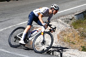 Carapaz se despide de INEOS sumando su tercera victoria en La Vuelta