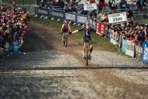 Samuel Gaze mira o Campeonato Mundial de XCM apesar de sua recente lesão