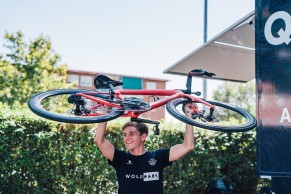 Em detalhes a Specialized S-Works Tarmac SL7 com a qual Evenepoel venceu La Vuelta