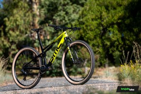 The BMC Fourstroke 2023 arrives completely redesigned and with the exclusive Autodrop technology