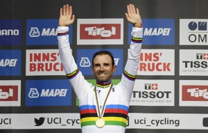 Valverde se queda en el Movistar