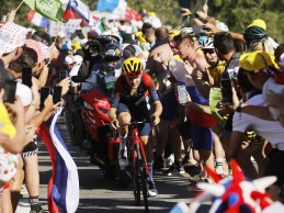 Tom Pidcock está en EE.UU ampliando su colección de KOM en Strava