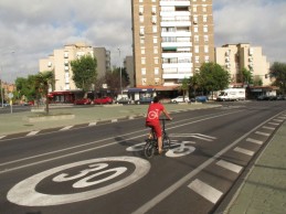 ¿Son los carriles bici la solución?