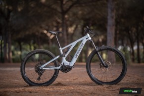 Probamos la Specialized Turbo Levo Alloy, la más económica de la gama