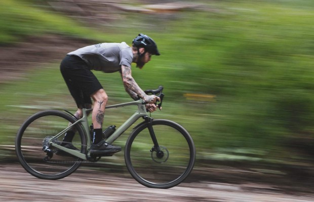 YT SZEPTER, the first gravel bike from a gravity-focused brand