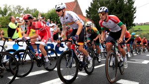What professional cyclists such as David Valero or Iván García Cortina have for breakfast