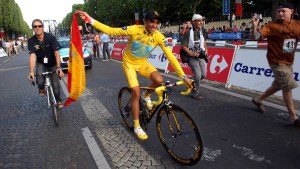 Which bicycle brand has won more Tour de France