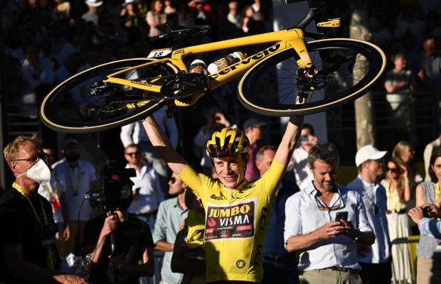Which bicycle brand has won more Tour de France