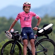 Lachlan Morton adiciona Volta ao Mundo à sua lista de objetivos