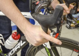 How to correctly place the levers on your road bike