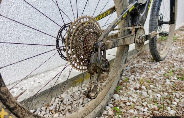 This adapter is ahead of the future SRAM direct clamp