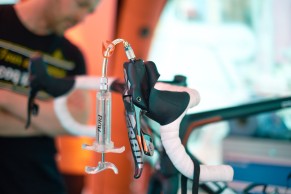 Disc brakes vs rim brakes for road bikes, what do you need to know in 2022?