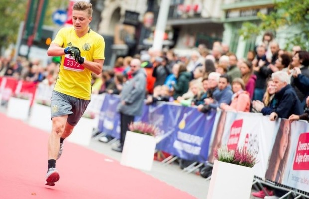 Que outros esportes os ciclistas profissionais praticam na pré-temporada?