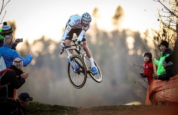 O primeiro Pidcock x Van der Poel chega no domingo