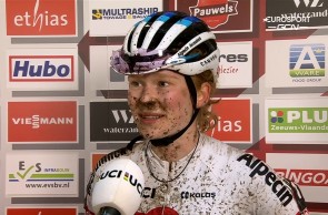 Van der Poel dominates and wins the CX World Cup in Hulst