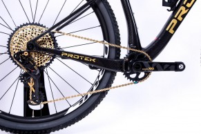 Protek 29Victoria, una Campeona del Mundo "fatto a mano in Italia"