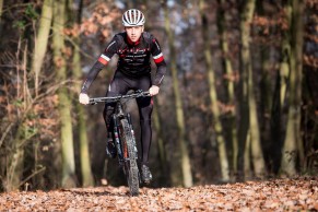 Ondřej Cink ficha por el KROSS Racing