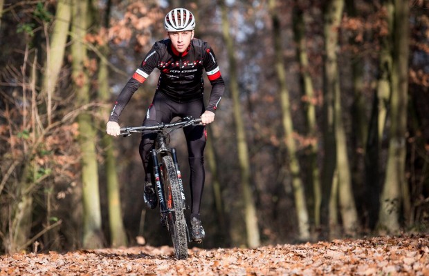 Ondřej Cink ficha por el KROSS Racing