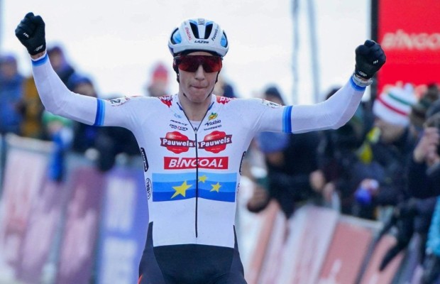 Vanthourenhout gana en Val di Sole ante un Van der Poel sin ritmo