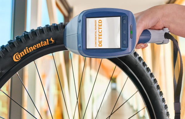 Continental adiciona marcadores invisíveis para verificar a origem de seus pneus