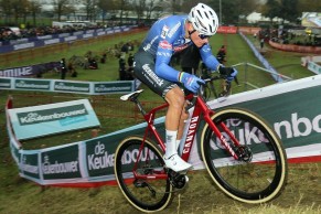 Pidcock, Van Aert and Van der Poel at the Exact Cross Mol today
